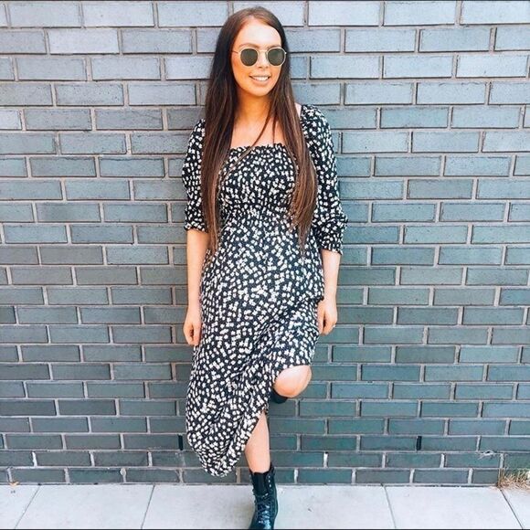 H&M Smock-detail Puff Sleeve Dress Bloggers fav - Picture 8 of 16